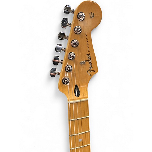 Used Fender Stratocaster WHITE Solid Body Electric Guitar