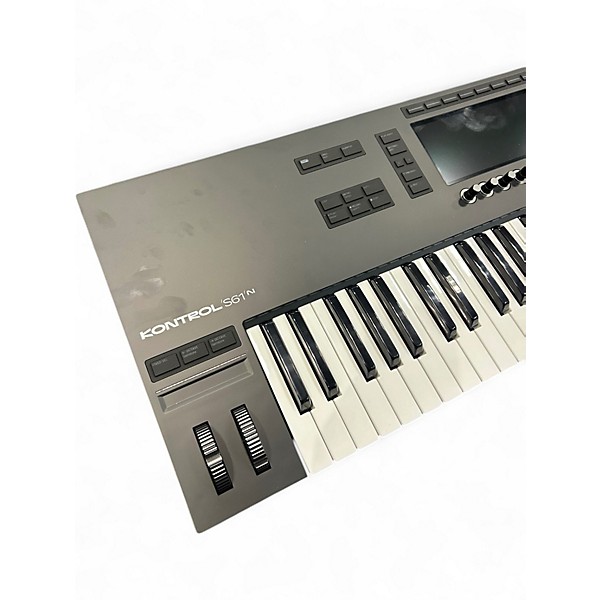 Used Native Instruments Komplete Kontrol S61 MK2 MIDI Controller