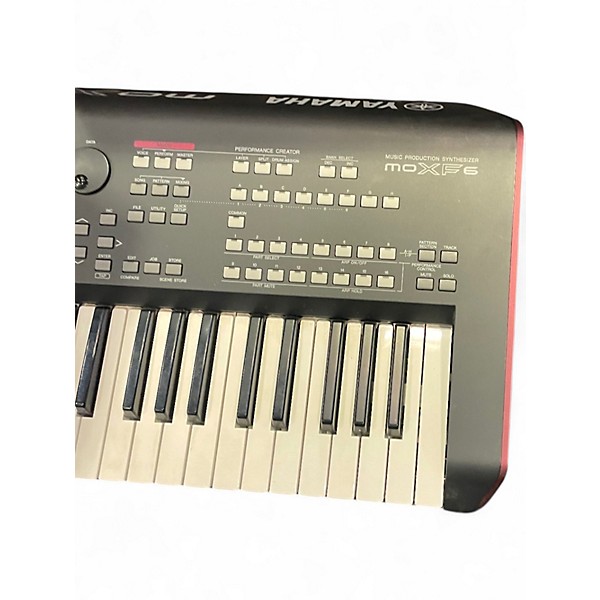 Used Yamaha MOXF6 61 Key Keyboard Workstation