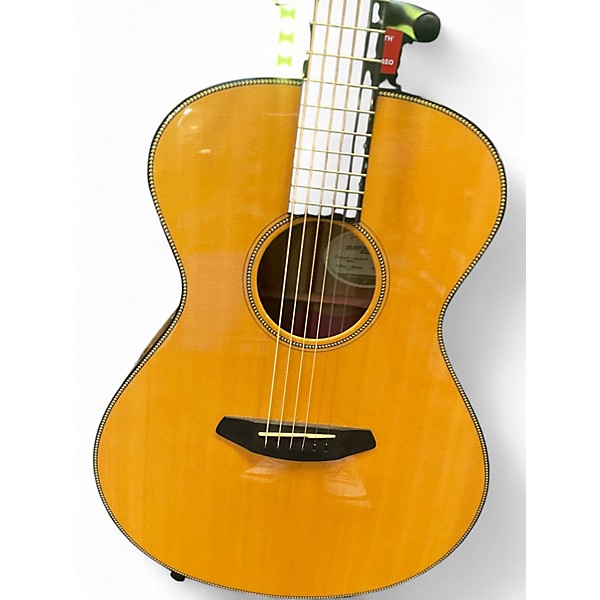 Used Breedlove Oregon Concert Natural Acoustic Electric Guitar