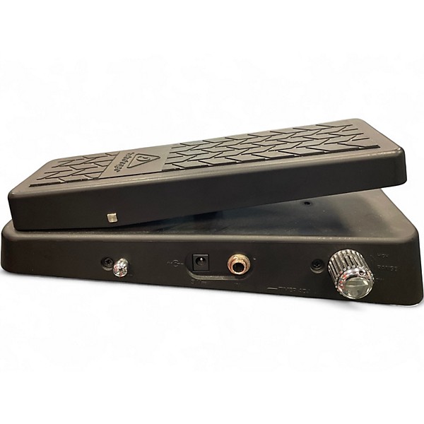 Used Behringer HB01 Hellbabe Optical Wah Effect Pedal