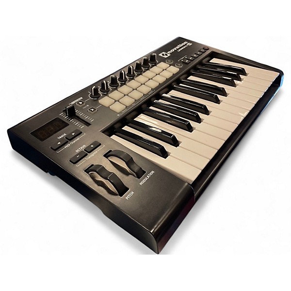 Used Novation Launchkey 25 Key MK2 MIDI Controller