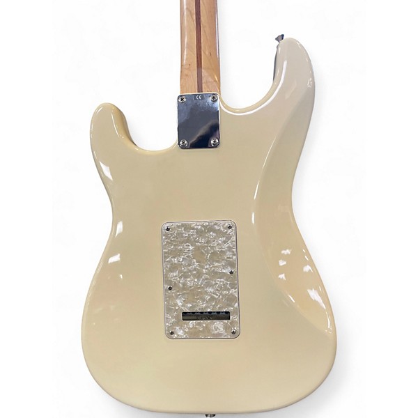 Used 2004 Fender Standard Strat Vintage White Solid Body Electric Guitar