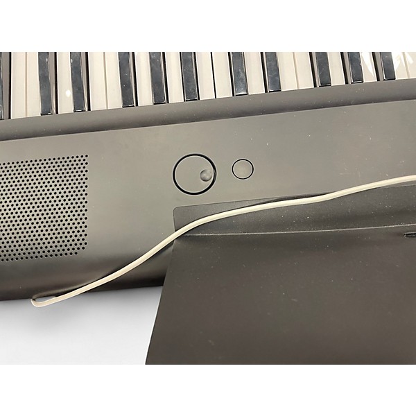 Used The ONE Music Group Smart Keyboard Keyboard Workstation