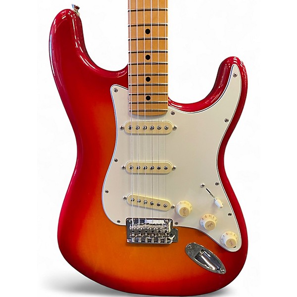 Used 2024 Fender PLAYER II CHAMBERED ASH STRATOCASTER Cherry Sunburst Solid Body Electric Guitar