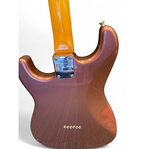 Used 2005 Fender Stratocaster XII 12-String Burgundy Mist Metallic Solid Body Electric Guitar