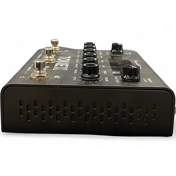 Used IK Multimedia TONEX Effect Processor