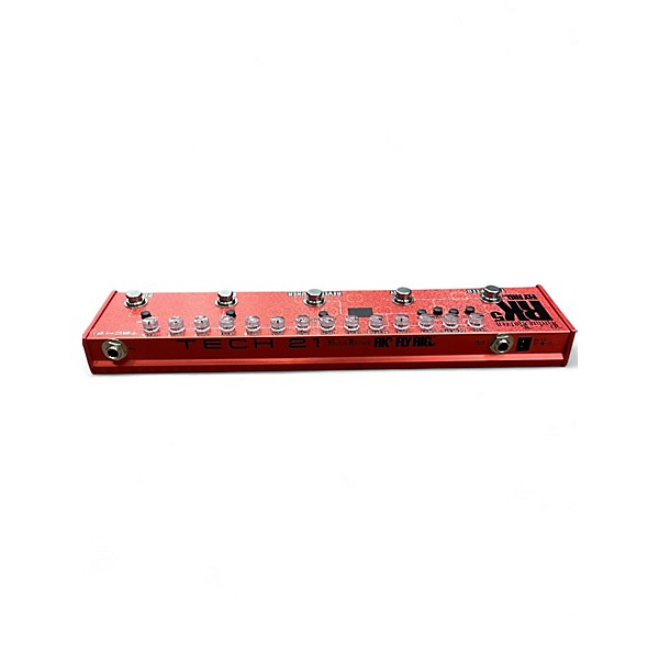 Used Tech 21 Fly Rig 5 V2 SansAmp Effect Processor
