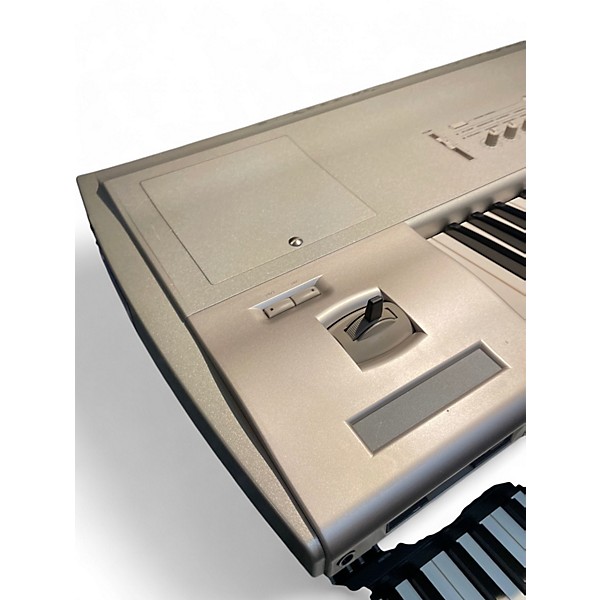 Used KORG Triton Studio 76 Key Keyboard Workstation