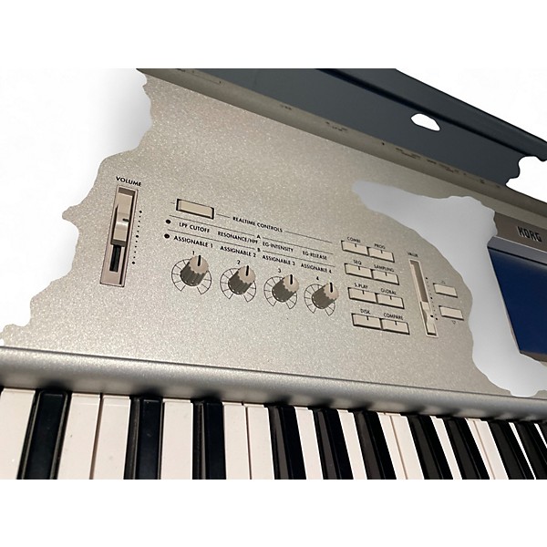 Used KORG Triton Studio 76 Key Keyboard Workstation