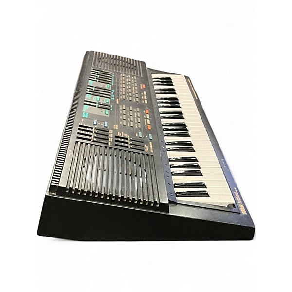 Used Yamaha PORTA SOUND PSS-560 Synthesizer