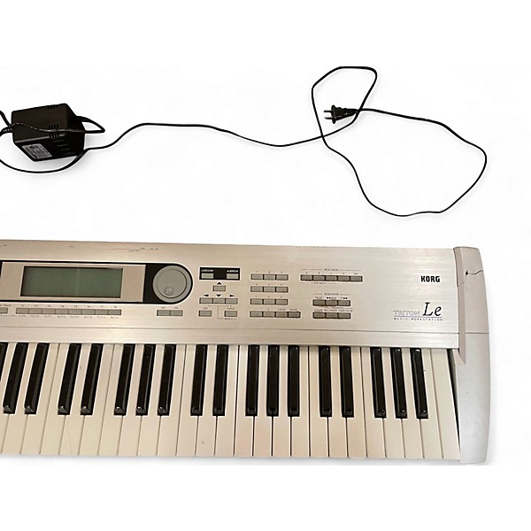 Used KORG Triton Le 61 Key Keyboard Workstation