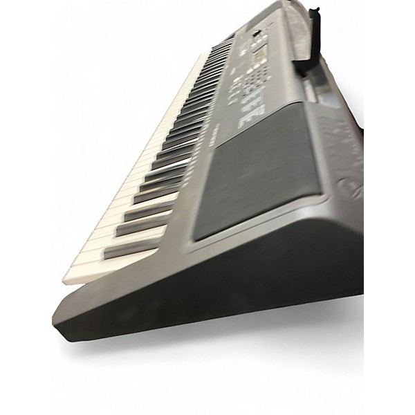 Used Yamaha PSREW300 76 Key Portable Keyboard