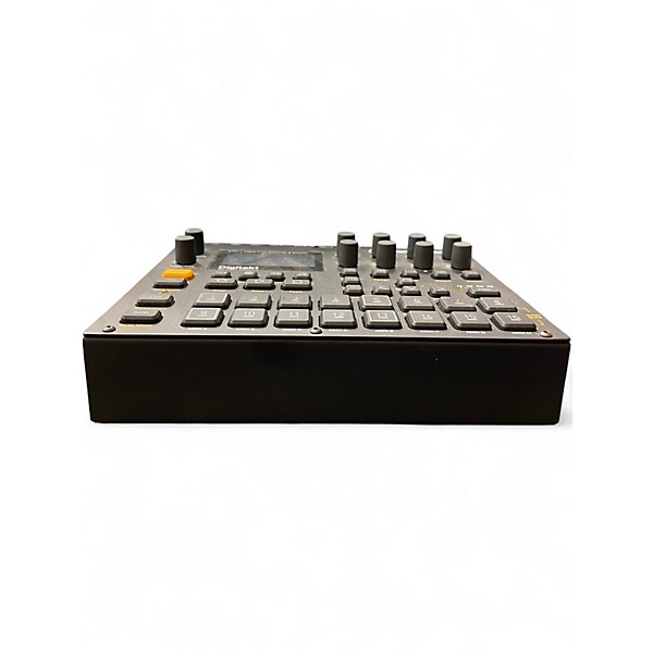 Used Elektron DIGITAKT Synthesizer