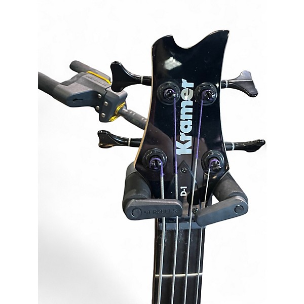 Used Kramer D1  Alpine White Electric Bass Guitar