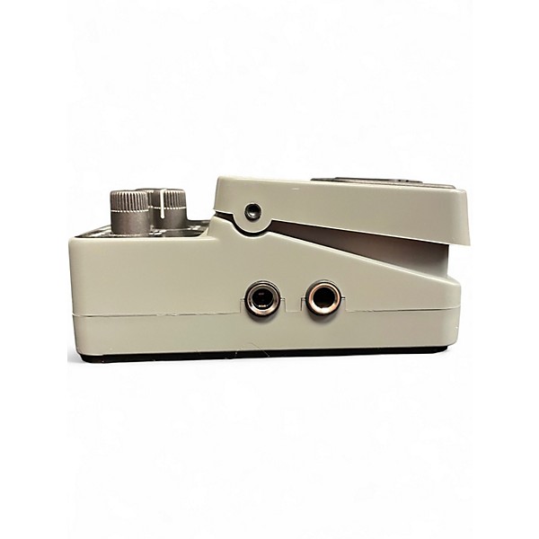 Used Behringer VD400 Vintage Delay Effect Pedal