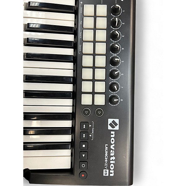 Used Novation Launchkey 25 Key MIDI Controller