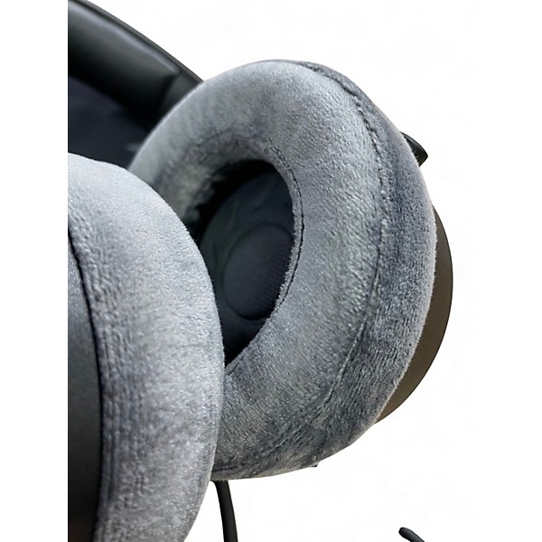 Used beyerdynamic DT700 PROX Studio Headphones
