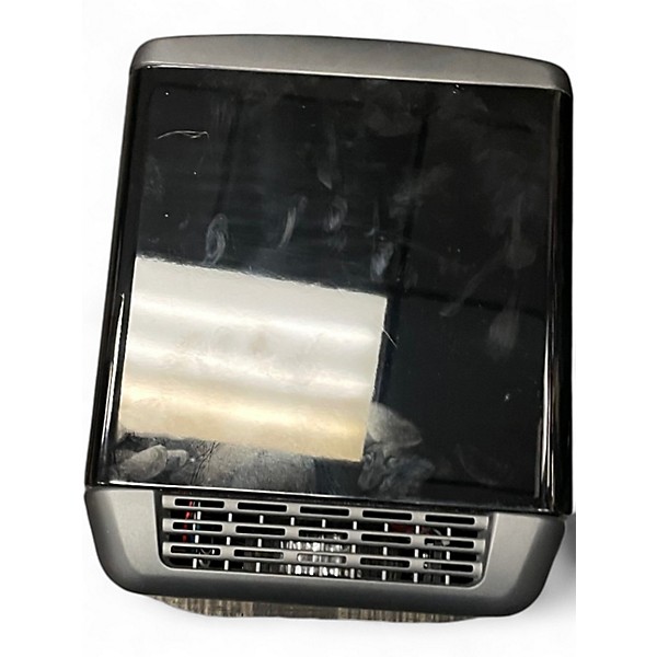 Used Mackie HR824 Pair Powered Monitor