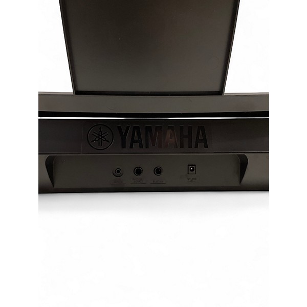 Used Yamaha PSRE283 Portable Keyboard