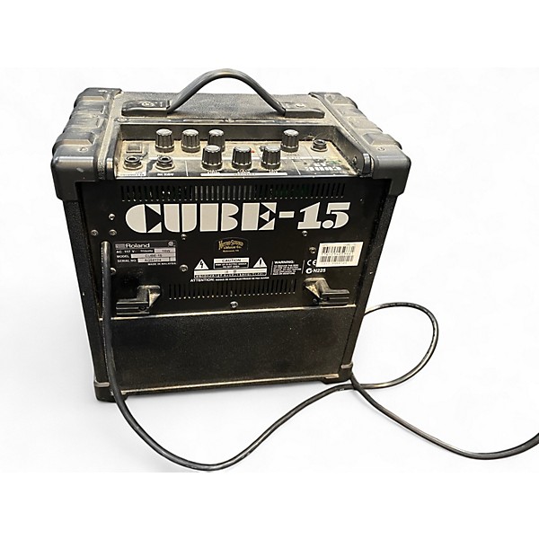Used Roland cube 15 Guitar Combo Amp
