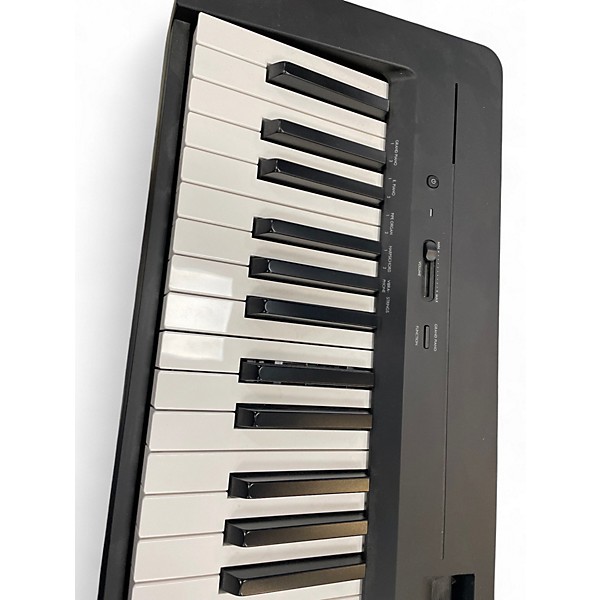 Used Yamaha P143 Stage Piano