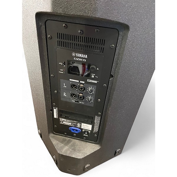 Used Yamaha DXR 15 Powered Speaker