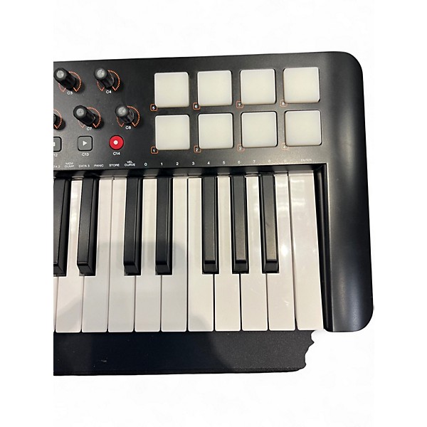 Used M-Audio Oxygen 25 Key MIDI Controller