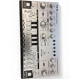 Used Behringer TD-3 ANALOG BASS LINE SYNTHESIZER Synthesizer