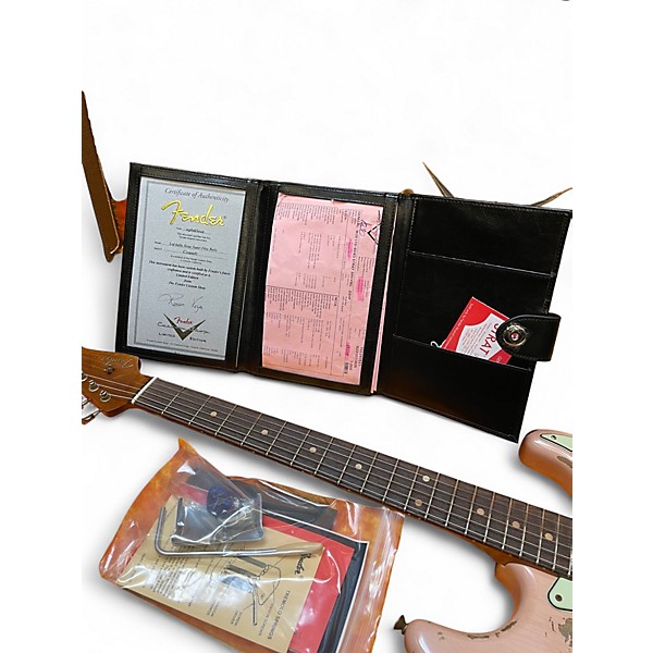 Used Fender Custom Shop LTD 60/63 Stratocaster Heavy Relic Dirty Shell Pink Heavy Relic Solid Body Electric Guitar