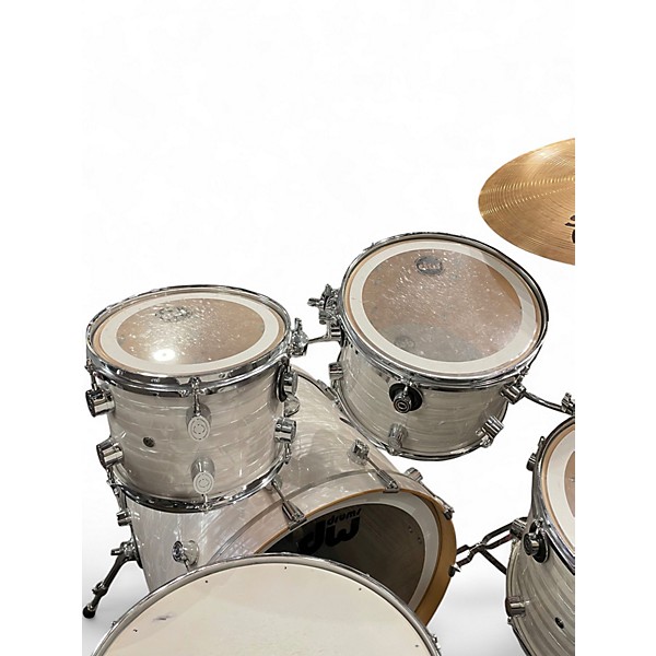 Used PDP by DW 5 Piece CX PACIFIC WITH CYMBALS AND HARDWARE WHITE Drum Kit