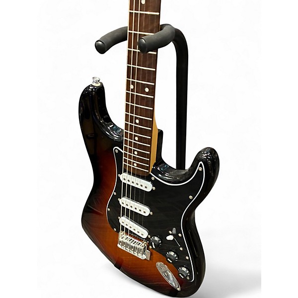 Used Squier Deluxe Stratocaster 3 Color Sunburst Solid Body Electric Guitar