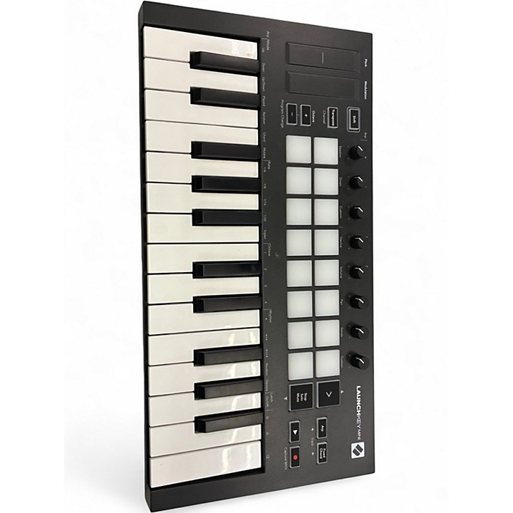 Used Novation Launchkey Mini MKIII MIDI Controller | Guitar Center