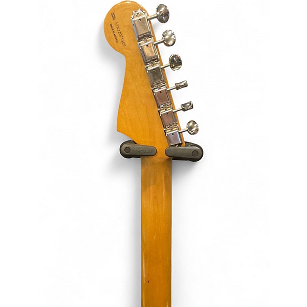 Used Fender Artist Series Robert Cray Stratocaster 2 Color Sunburst Solid Body Electric Guitar