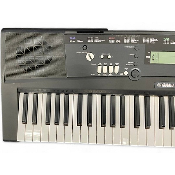 Used Yamaha EZ220 Portable Keyboard