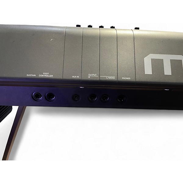 Used Yamaha MX88BK Synthesizer