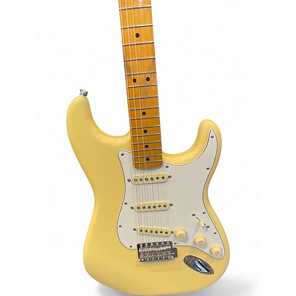 Used Fender Vintera II '70s Stratocaster Vintage White Solid Body Electric Guitar
