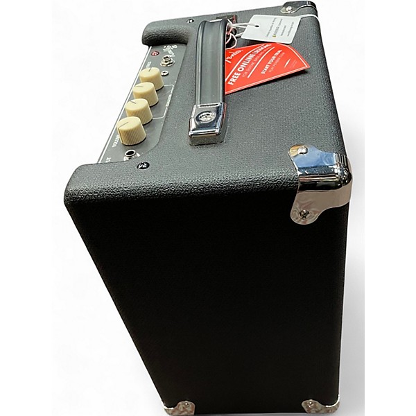 Used Fender Rumble 15 15W 1X8 Bass Combo Amp