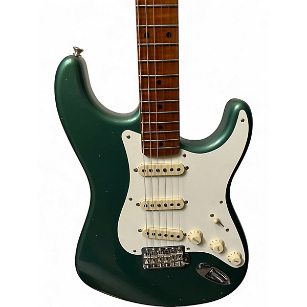 Used Fender Custom Shop LTD 58 Stratocaster Journeyman Relic 2 Color Sunburst Relic Solid Body Electric Guitar