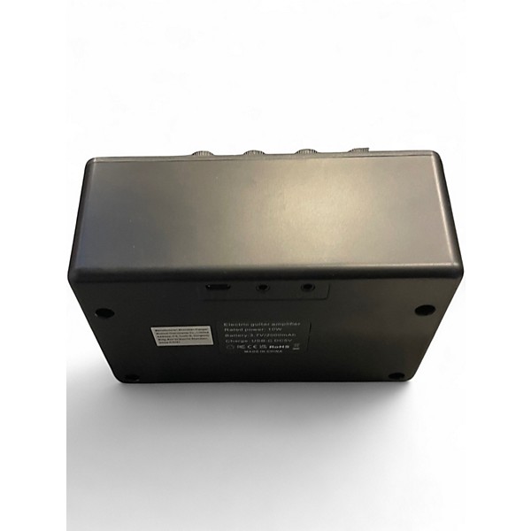 Used Azor AM10 Battery Powered Amp