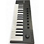 Used Native Instruments Komplete Kontrol M32 MIDI Controller