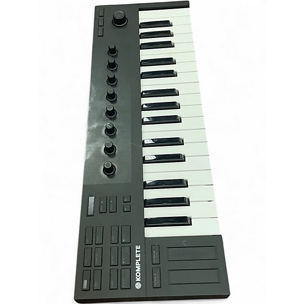 Used Native Instruments Komplete Kontrol M32 MIDI Controller