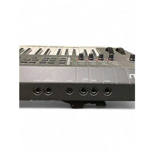 Used Yamaha MX49 49 Key Keyboard Workstation