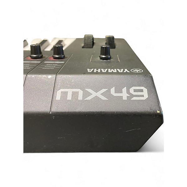 Used Yamaha MX49 49 Key Keyboard Workstation