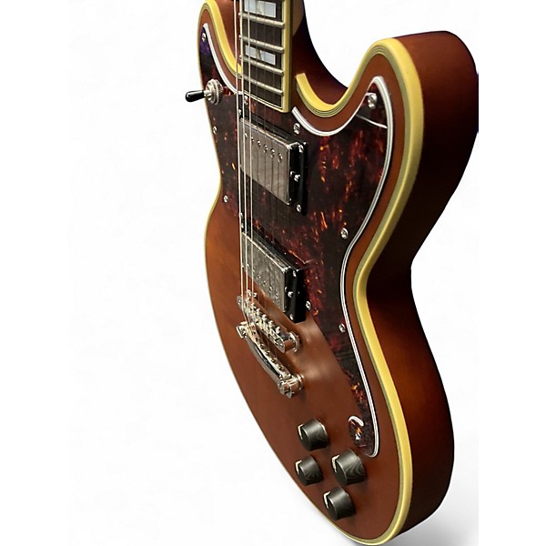 Used D'Angelico DELUXE BRIGHTON MATTE WALNUT Solid Body Electric Guitar