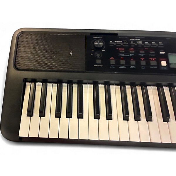 Used Yamaha PSRE383 Digital Piano