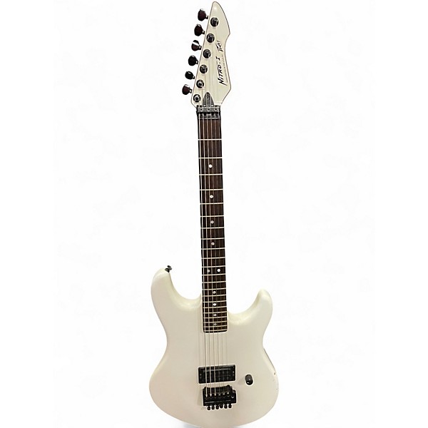 Used Peavey nitro 1 white Solid Body Electric Guitar