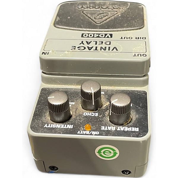 Used Behringer VD400 Vintage Delay Effect Pedal