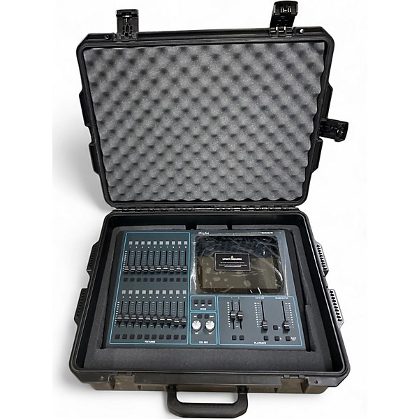 Used Chamsys QUICKQ 10  Lighting Controller