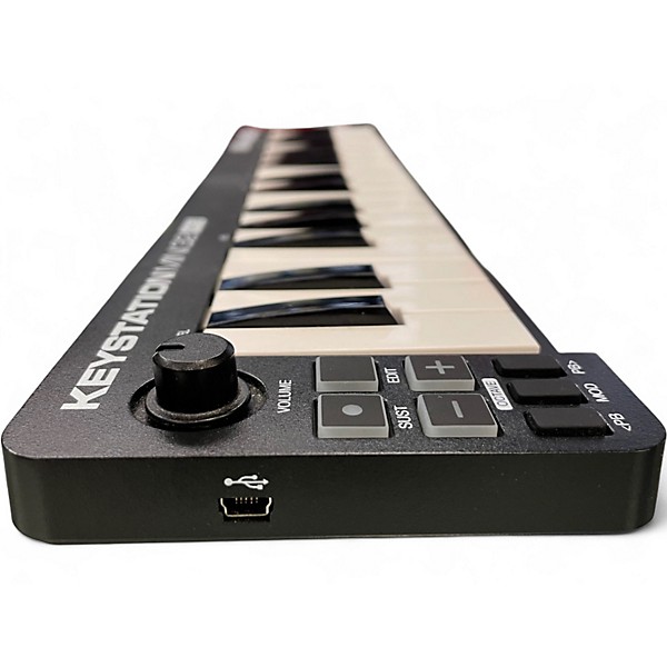 Used M-Audio MINI32 MK3 MIDI Controller